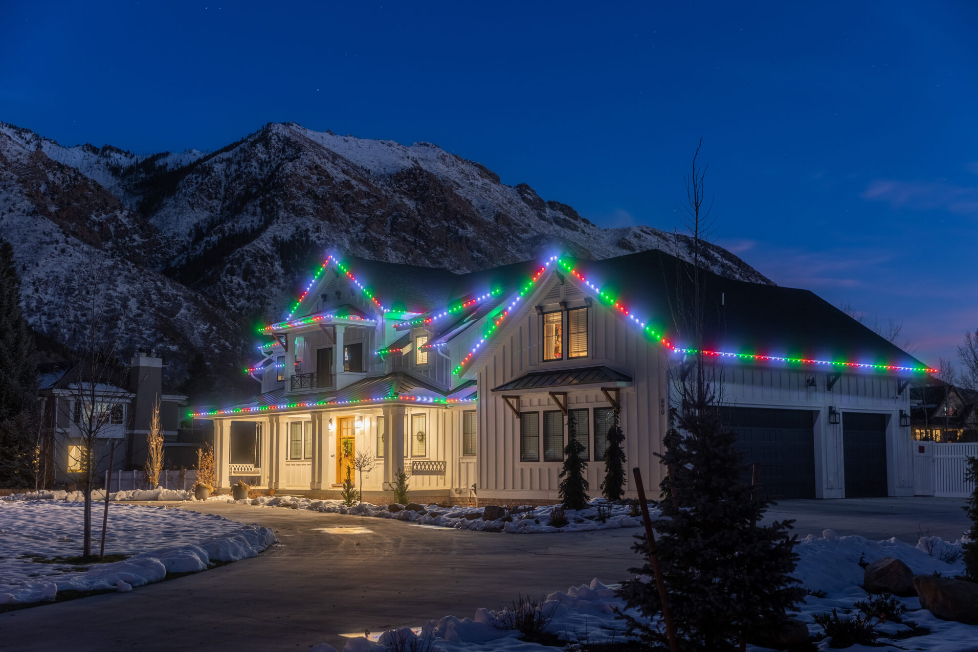 What Are the Best Outdoor Christmas Lights?