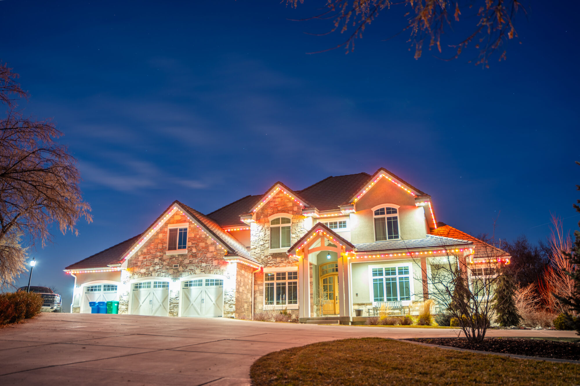how to install lights under soffits 